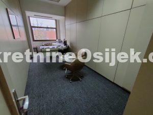 Ured od 16m2, 2. kat....Širi centar grada.