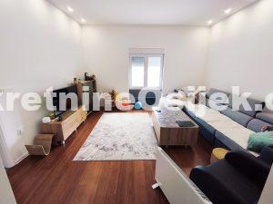 DONJI GRAD....TOTALNO ADAPTIRANA PRIZEMNICA od cca 80m2,plac 221m2.