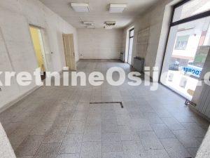 STROGI CENTAR...djelomično ADAPTIRANA Prizemnica od 90m2 GBP/plac-168m2